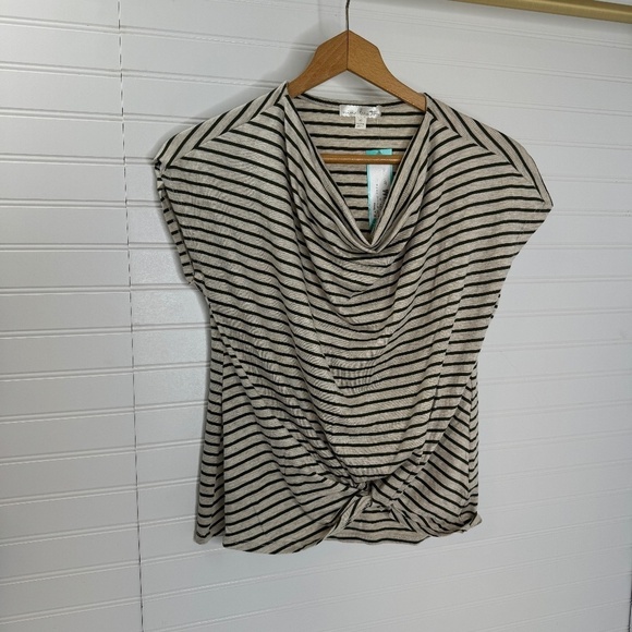 NEW Nine Britton Cowl Neck Twist Hem Knit Top Off White XS - Picture 1 of 6